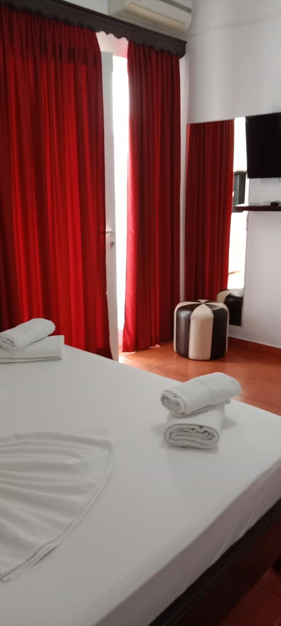 Hotel Villa Ruci クサミル 部屋 写真